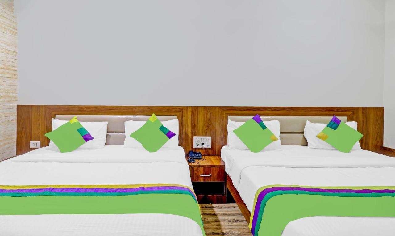 Treebo Taj Dream Hotel Agra  Exterior photo