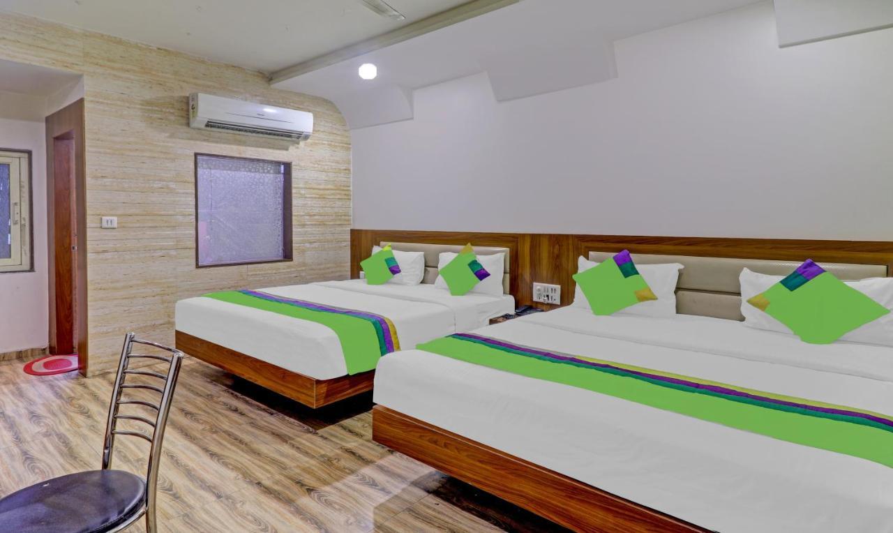 Treebo Taj Dream Hotel Agra  Exterior photo