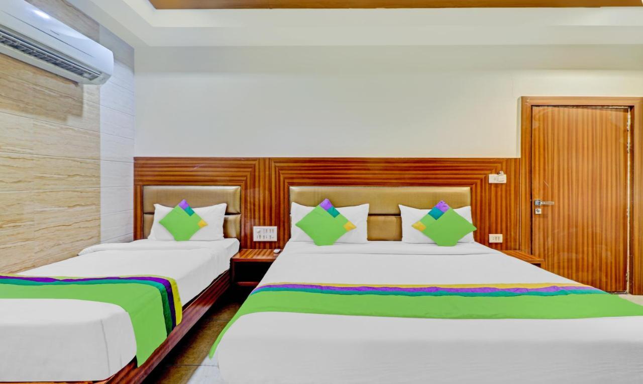Treebo Taj Dream Hotel Agra  Exterior photo